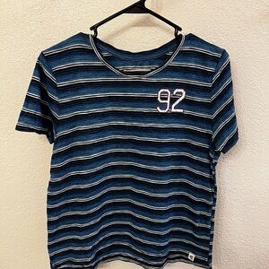 Abercrombie & Fitch Vintage Women’s Shirt Sleeve Top (Size Large)